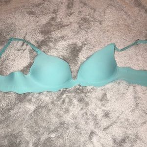 Victoria secret 34A bra